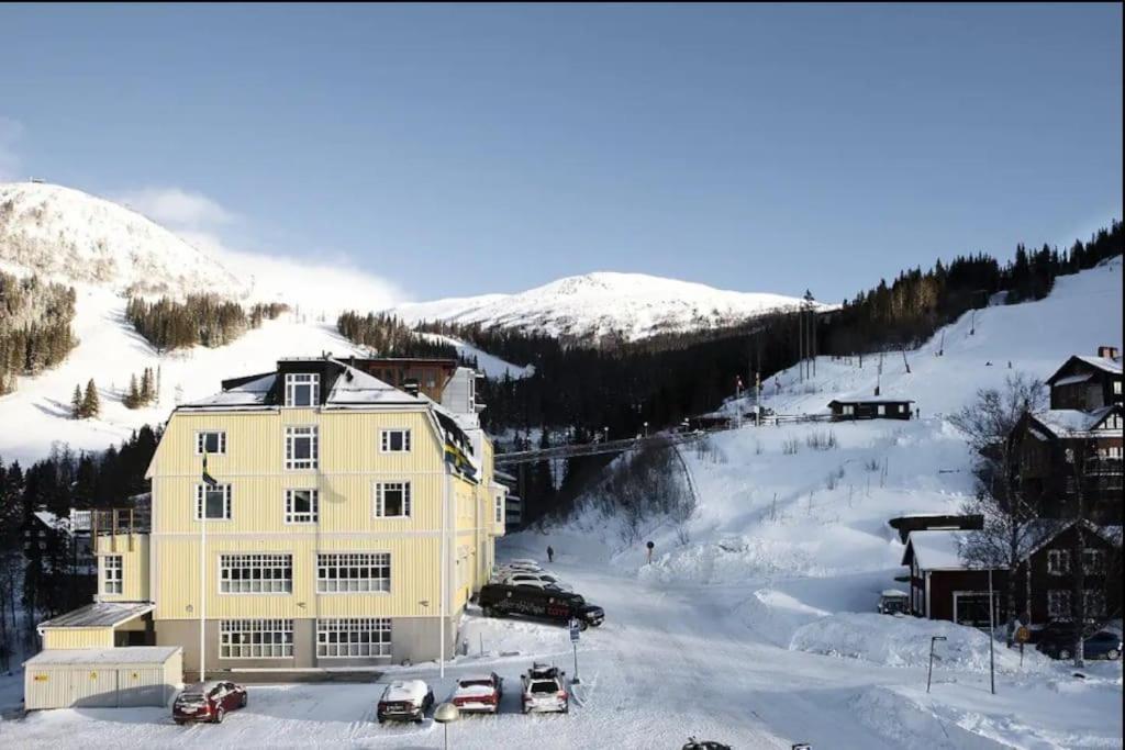 Slopeside Serenity In Are Ski In Ski Out Studio- No Windows Экстерьер фото